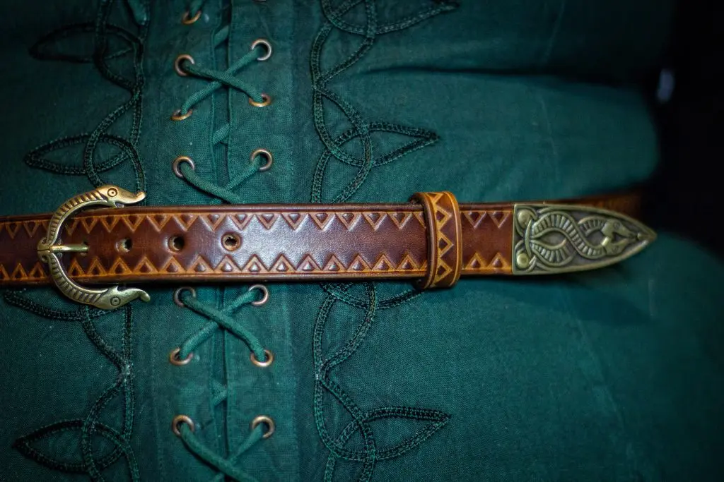 Ceinture boucle viking